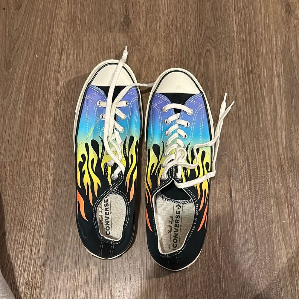 Converse